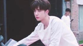 吃瓜的王一博,吃瓜群众眼中的美食达人