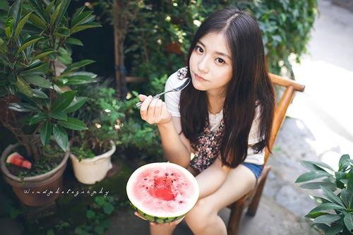 中国吃瓜妹,揭秘网络红人的崛起与影响力