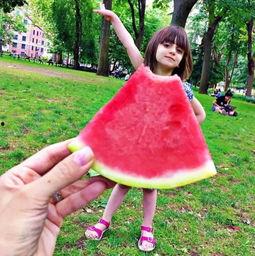 可以吃瓜的裙,一袭“可以吃瓜”的裙，演绎时尚与趣味并存